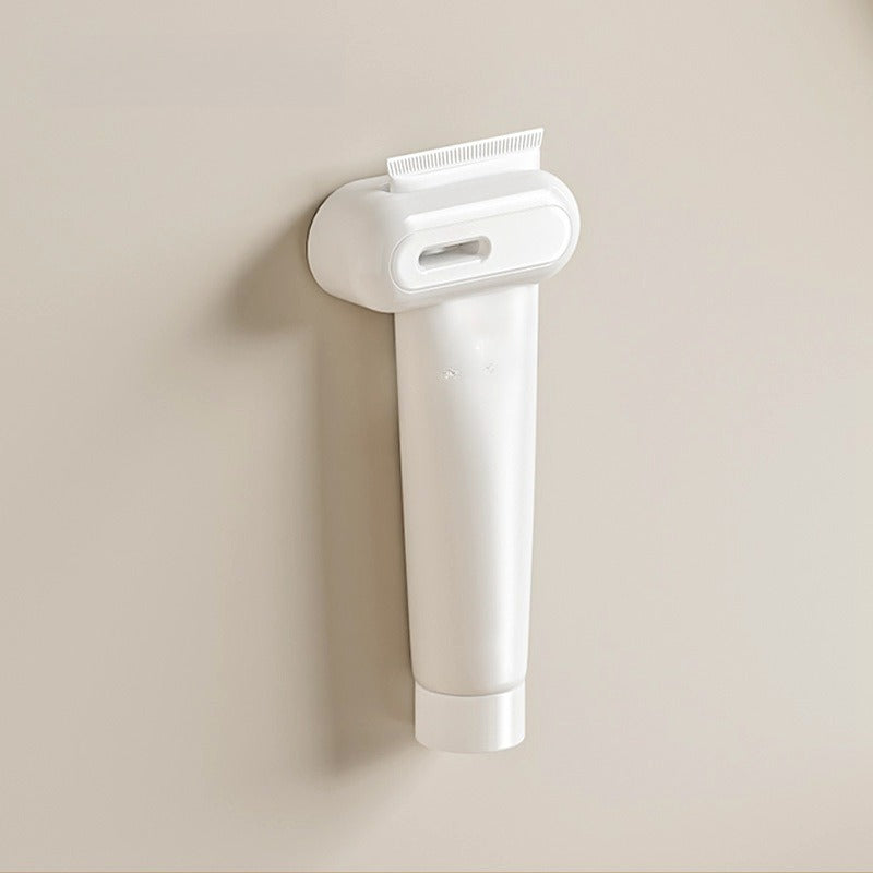 Bathroom wall organiser for toothbrushes and razors