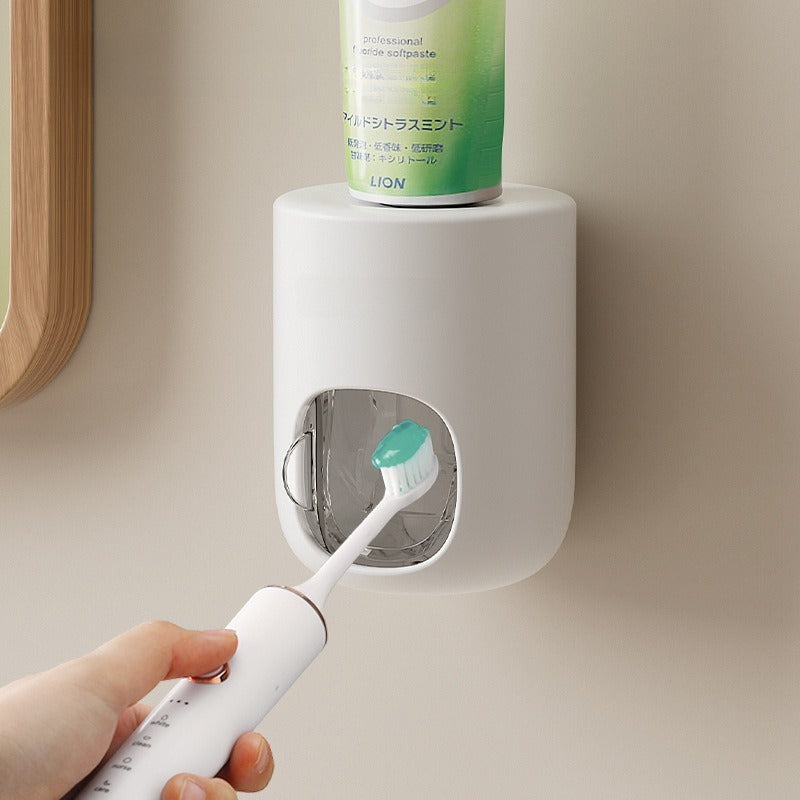 No-drilling bathroom toothbrush holder